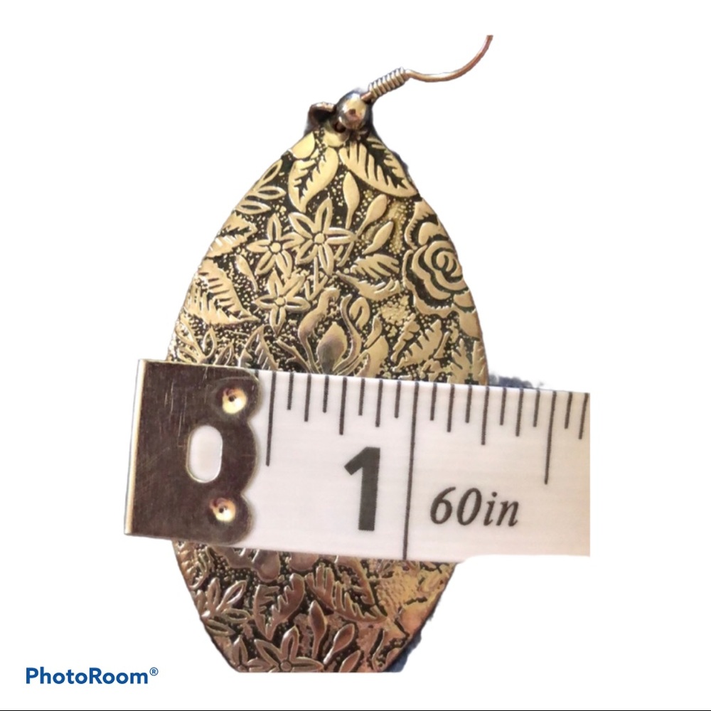 Vtg Whimsigoth Boho Dangle Stampped Earrings - Picture 6 of 7